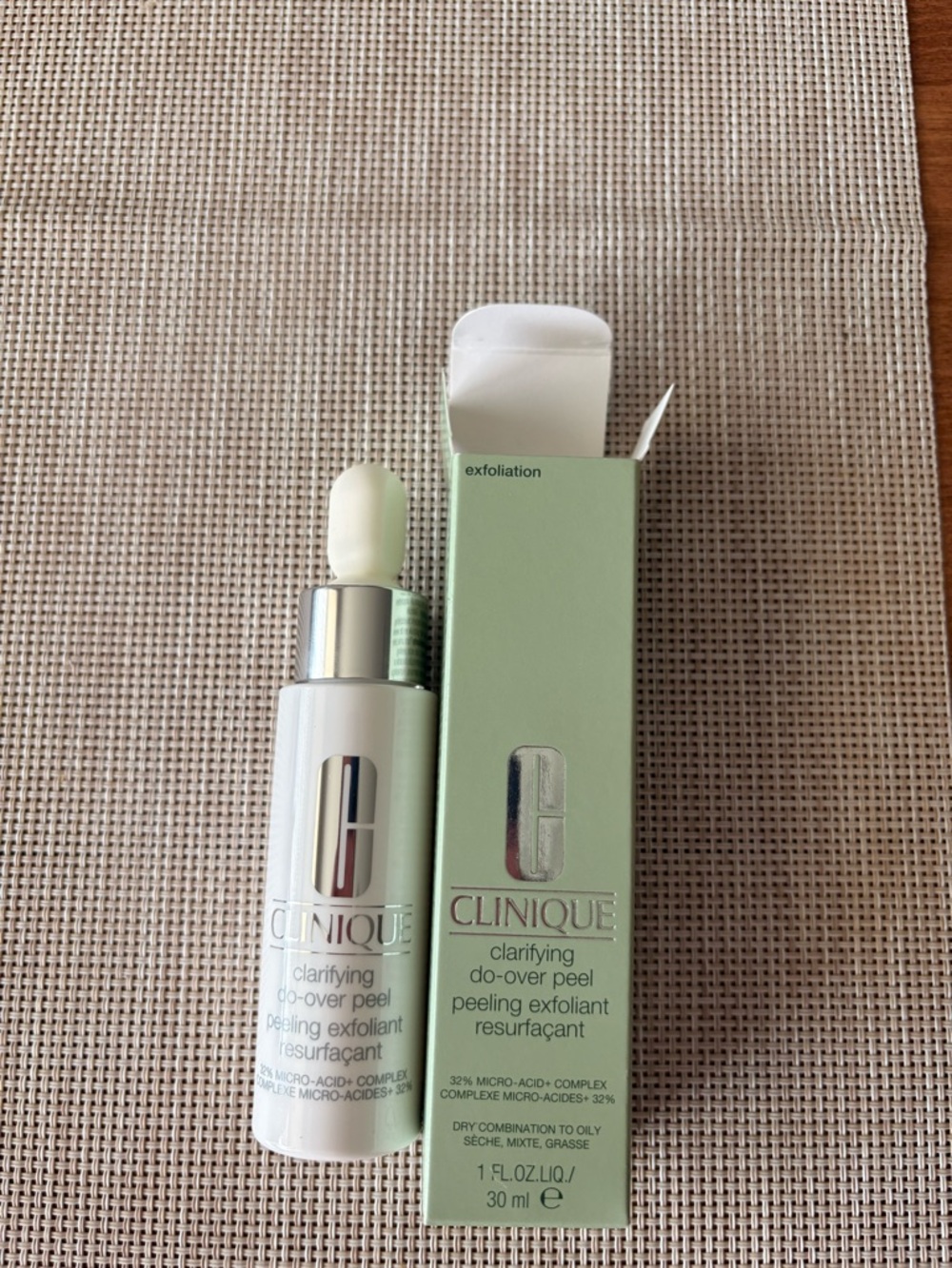 Clinique Clarifying Do-Over Peel, peeling exfoliant